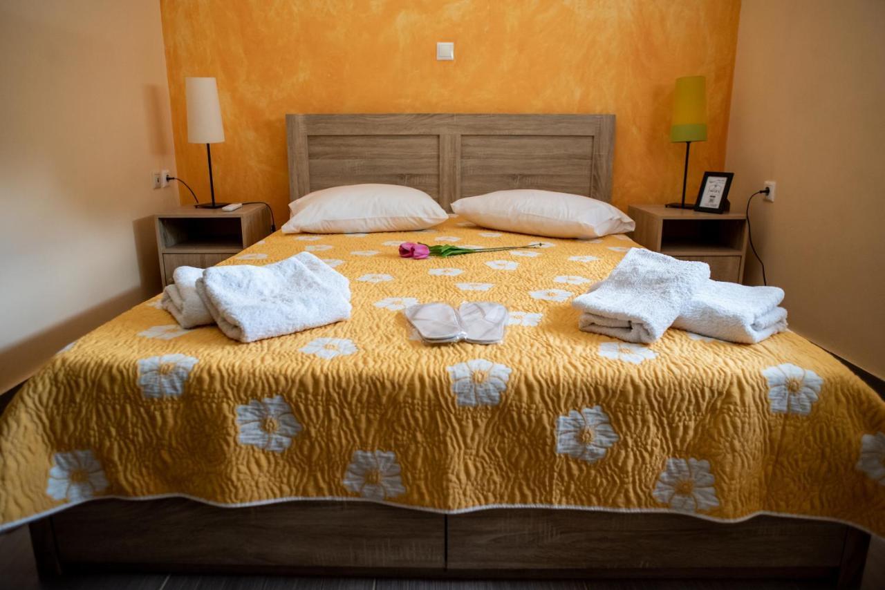 Holiday Lefkas Moonlight Luxury Appartments Nikiana Eksteriør billede